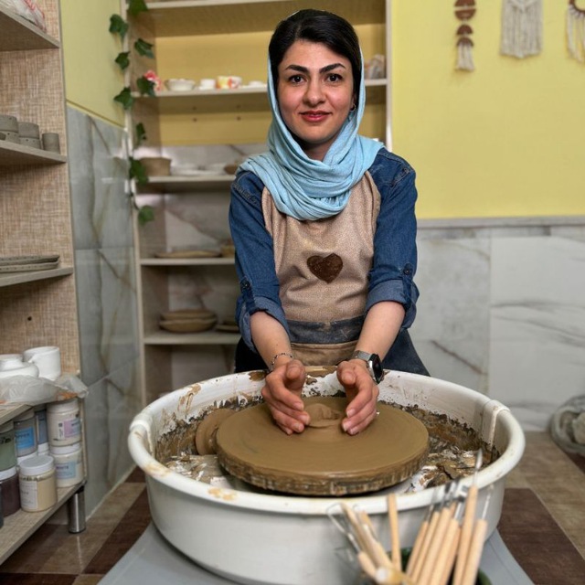 از خاک تا خیال